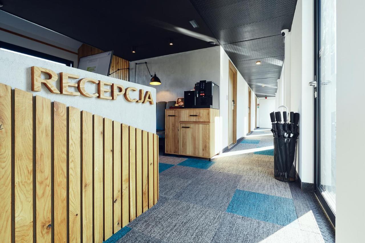 New Port - Premium Floating Aparthotel Cracóvia Exterior foto