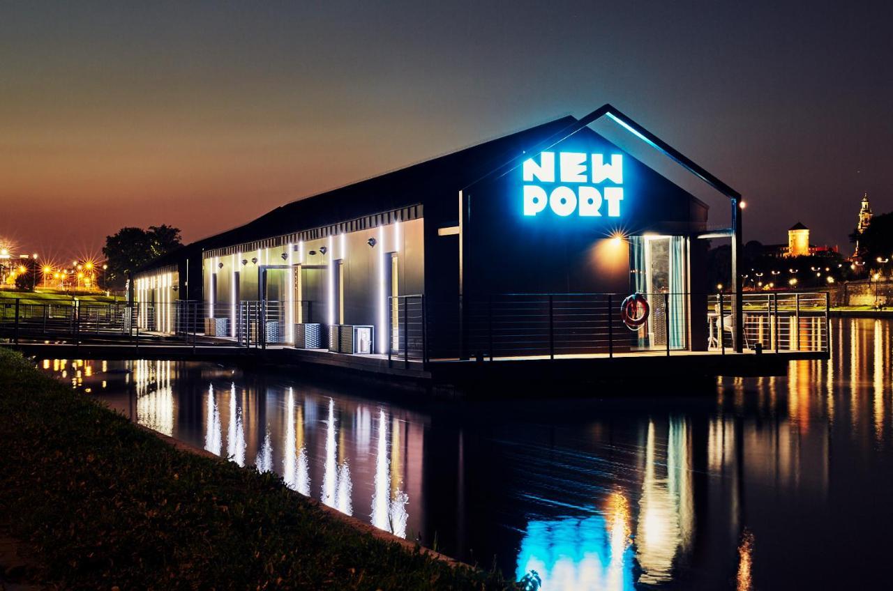 New Port - Premium Floating Aparthotel Cracóvia Exterior foto